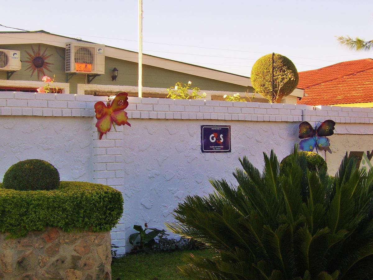 Berry Bliss Guest House Gaborone Exterior photo